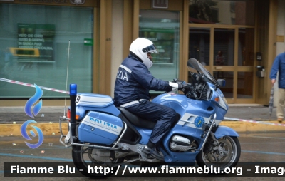 Bmw R850RT II serie
Polizia di Stato
Polizia Stradale
POLIZIA G1022

In scorta al Giro d'Italia 2013
Parole chiave: Bmw_R850RT_II_serie_Polizia_di_Stato_Polizia_Stradale_POLIZIA_G1022_Giro_Italia_2013