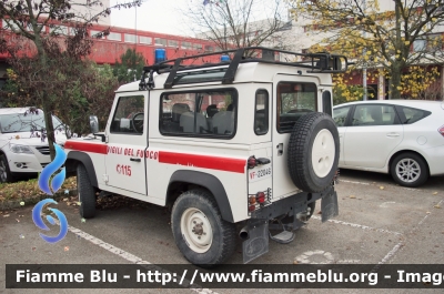 Land Rover Defender 90
Vigili del Fuoco
Comando Provinciale di Bologna
Distaccamento Volontario di Molinella
VF 22046
Parole chiave: Land_Rover Defender90 Vigili_del_Fuoco Comando_provinciale_Bologna VF_22046