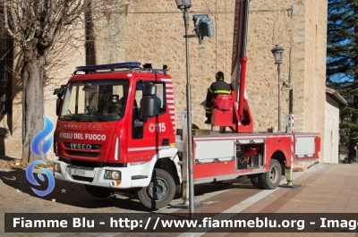 Iveco EuroCargo 110EL22 III serie
Vigili del Fuoco
Comando Provinciale di Perugia
Piattaforma aerea ribassata 
da 30 metri di sviluppo massimo
Allestimento Multitel-Pagliero
VF 27549

Emergenza Terremoto Cascia
Parole chiave: Iveco EuroCargo_110EL22_IIIserie Vigili_del_Fuoco Comando_provinciale_Perugia VF_27549