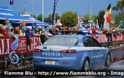 Alfa Romeo 159
Polizia di Stato
Polizia Stradale
POLIZIA F7304

In servizio ai Mondiali di Ciclismo 2013
Parole chiave: Alfa_Romeo_159_Polizia_Stradale_POLIZIA_F7304_Mondiali_Ciclismo_Firenze_2013