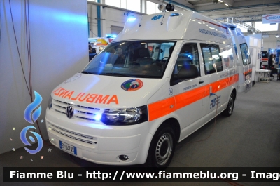 Volkswagen Transporter T5 Restyle
Associazione Nazionale Carabinieri
Valle del Chiese
Postazione di Vobarno
Allestita Orion

Esposta al REAS 2013
Parole chiave: Volkswagen_Transporter_T5_Restyle_Associazione_Nazionale_Carabinieri_Valle_del_Chiese_REAS_2013