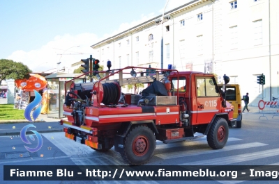 Iveco VM90
Vigili del Fuoco
Comando Provinciale di Lucca
Distaccamento di Viareggio (LU)
VF 18097
Parole chiave: Iveco VM90 VF18097