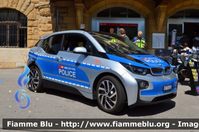 Bmw I3
Schweiz - Suisse - Svizra - Svizzera
Polizei - Police - Polizia SBB CFF FFS
GE 776107
Parole chiave: Bmw_I3 Polizia_SBB_CFF_FFS