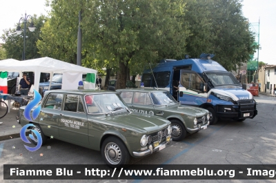 Alfa Romeo Giulia Super 1.6
Polizia di Stato
Squadra Volante
POLIZIA 41319
Parole chiave: Alfa Romeo_Giulia_Super_1_6 Polizia_di_stato POLIZIA_41319