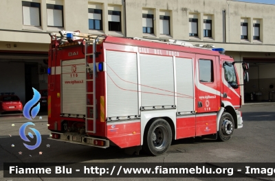 Volvo FL 290 III serie
Vigili del Fuoco
Comando Provinciale di Perugia
AutoPompaSerbatoio allestimento Bai
VF 26225
Parole chiave: Volvo FL_290_IIIserie VF26225