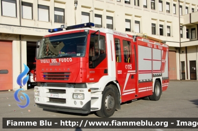 Iveco Stralis AF190S40 I serie
Vigili del Fuoco
Comando Provinciale di Perugia
AutoPompaSerbatoio allestimento Iveco-Magirus
VF 23703
Parole chiave: Iveco Stralis_AF190S40_Iserie VF23703