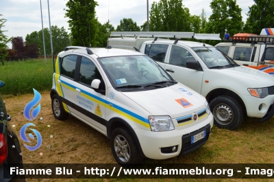 Fiat Nuova Panda 4x4 Climbing I serie
Misericordia Montaione (FI)
Servizi Sociali
Parole chiave: Fiat Nuova_Panda_4x4_Climbing_Iserie Meeting_Misericordie_2013