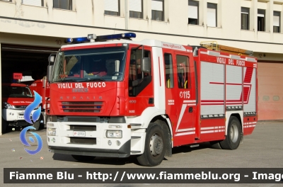 Iveco Stralis AF190S40 I serie
Vigili del Fuoco
Comando Provinciale di Perugia
AutoPompaSerbatoio allestimento Iveco-Magirus
VF 23703
Parole chiave: Iveco Stralis_AF190S40_Iserie VF23703