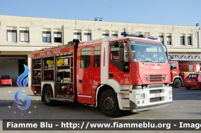 Iveco Stralis AF190S40 I serie
Vigili del Fuoco
Comando Provinciale di Perugia
AutoPompaSerbatoio allestimento Iveco-Magirus
VF 23703
Parole chiave: Iveco Stralis_AF190S40_Iserie VF23703