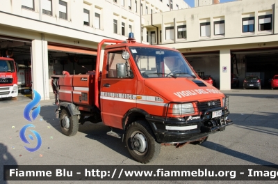 Iveco Fauno
Vigili del Fuoco
Comando Provinciale di Perugia
Allestimento Rampini
VF 17565
Parole chiave: Iveco_Fauno VF17565