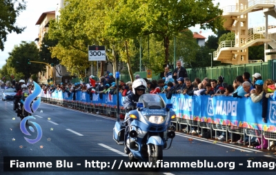 Bmw R850RT II serie
Polizia di Stato
Polizia Stradale

In servizio ai Mondiali di Ciclismo 2013
Parole chiave: Bmw_R850RT_II_serie_Polizia_Stradale_Mondiali_Ciclismo_Firenze_2013