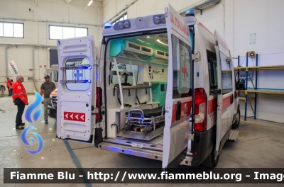 Fiat Ducato X290
Croce Rossa Italiana
Comitato Locale di Bergamo Hinterland Dalmine
Allestita Maf
Particolare Vano Sanitario
Parole chiave: Fiat Ducato_X290 Mariani_Rescue_Village_2018