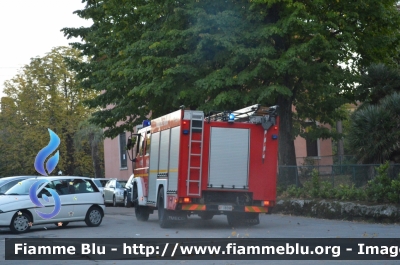 Iveco EuroFire 150E27 I serie
Vigili del Fuoco
Comando Provinciale di Pistoia
Distaccamento di Montecatini Terme
AutoPompaSerbatoio allestimento Iveco-Magirus
VF 18598
Parole chiave: Iveco_EuroFire_150E27_I_serie_Vigili_del_Fuoco_Comando_Provinciale_Pistoia_Distaccamento_Montecatini_VF_18598