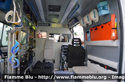 Fiat Ducato X250
Misericordia San Vincenzo (LI)
Allestita Mariani Fratelli
Particolare del Vano Sanitario
Parole chiave: Fiat Ducato_X250 Ambulanza