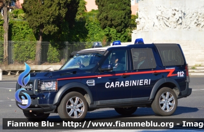 Land Rover Discovery 4
Carabinieri 
CC BJ 129
Parole chiave: Land-Rover Discovery_4 CCBJ129 Festa_della_Repubblica_2014