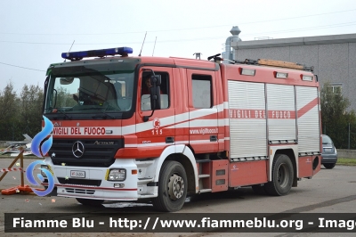 Mercedes-Benz Actros 1841 II serie
Vigili del Fuoco
VF 24504

Emergenza Maltempo Stabbia (FI)
Parole chiave: Mercedes_Benz_Actros_1841_II_serie_VF_24504_Emergenza_Maltempo_Stabbia