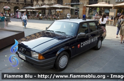 Alfa Romeo 75
Carabinieri
Nucleo Operativo e Radiomobile
Veicolo storico
EI 050 CV
Parole chiave: Alfa_Romeo 75 EI050CV