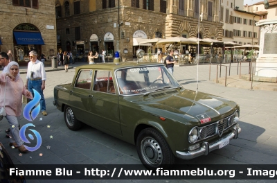 Alfa Romeo Giulia 1600 TI
Carabinieri
Veicolo storico
EI 33064
Parole chiave: Alfa_Romeo Giulia_1600_TI EI33064