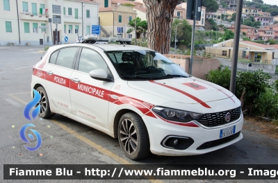 Fiat Nuova Tipo
Polizia Municipale Capoliveri (LI)
Allestita Bertazzoni
POLIZIA LOCALE YA 614 AF
Parole chiave: Fiat Nuova_Tipo POLIZIALOCALE YA614AF