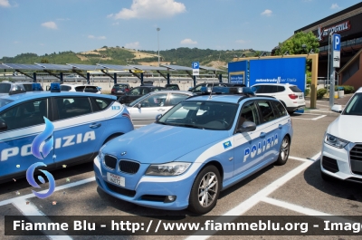 Bmw 320 Touring E91 restyle
Polizia di Stato
Reparto Prevenzione Crimine 
POLIZIA H4072
Parole chiave: Bmw 320_Touring_E91_restyle Polizia_di_Stato POLIZIA_H4072