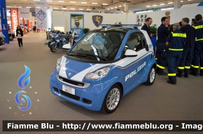 Smart Fortwo II serie
Polizia di Stato
esemplare unico in dotazione alla
Questura di Brescia
POLIZIA H8371

Esposta al REAS 2016
Parole chiave: Smart Fortwo_IIserie POLIZIAH8371 REAS_2016