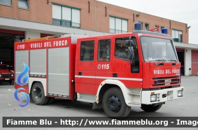 Iveco EuroFire 150E27 I serie
Vigili del Fuoco
Comando Provinciale di Grosseto
AutoPompa Serbatoio allestimento Iveco Magirus
VF 18965
Parole chiave: Iveco EuroFire_150E27_Iserie VF18965