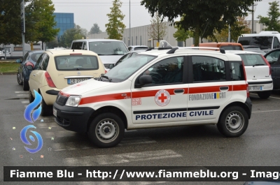 Fiat Nuova Panda
Croce Rossa Italiana
Comitato Locale di Sommariva del Bosco
Allestita Alea
CRI 330 AB
Parole chiave: Fiat_Nuova_Panda_CRI_Comitato_Locale_Sommariva_del_Bosco_CRI_330_AB_REAS_2013