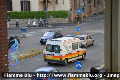 Renault Master III serie
Pubblica Assistenza Fratellanza Militare Firenze
Allestita MAF
Parole chiave: Renault_Master_III_serie_Pubblica_Assistenza_Fratellanza_Militare_Firenze