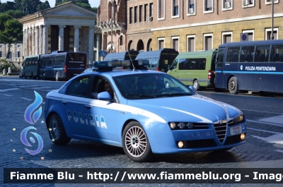 Alfa Romeo 159
Polizia di Stato
POLIZIA H5431
Parole chiave: Alfa_Romeo_159_POLIZIA_F5431_Polizia_di_Stato_Festa_della_Repubblica_2014