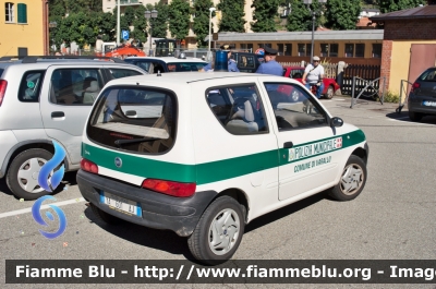 Fiat Seicento
Polizia Municipale 
Comune di Varallo (BI)
POLIZIA LOCALE 
YA 601 AJ
Parole chiave: Fiat_Seicento PM_Varallo POLIZIA_LOCALE YA_601_AJ