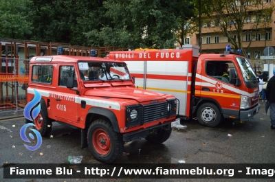 Land Rover Defender 90
Vigili del Fuoco
Comando Provinciale di Firenze
VF 19561

In servizio ai Mondiali di Ciclismo 2013
Parole chiave: Land_Rover_Defender_90_Vigili_del_Fuoco_Comando_Provinciale_Firenze_VF_19561_Mondiali_Ciclismo_Firenze_2013