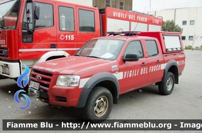 Ford Ranger VI serie
Vigili del Fuoco
Comando Provinciale di Grosseto
allestimento ARIS
Modulo Scarrabile Baggio & De Sordi
VF 25420
Parole chiave: Ford Ranger_VIserie