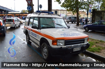 Land Rover Discovery II serie
Pubblica Assistenza Humanitas Firenze
Protezione Civile

In servizio ai Mondiali di Ciclismo 2013
Parole chiave: Land_Rover_Discovery_II_serie_PA_Humanitas_Firenze_Mondiali_Ciclismo_Firenze_2013