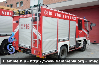 Iveco CityEuroFire 100E21 I serie
Vigili del Fuoco
Comando Provinciale di Grosseto
AutoPompaSerbatoio allestimento Iveco-Magirus
VF 19848
Parole chiave: Iveco CityEuroFire_100E21_Iserie VF19848