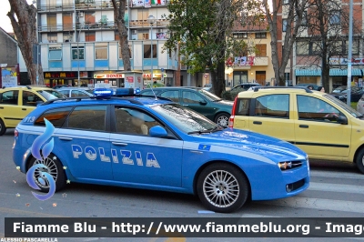 Alfa Romeo 159 Sportwagon Q4
Polizia di Stato
Polizia Stradale
POLIZIA F9376
Parole chiave: Alfa-Romeo 159_Sportwagon_Q4 POLIZIAF9376