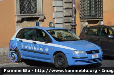 Fiat Stilo II serie
Polizia di Stato
POLIZIA F2154
Parole chiave: Fiat_Stilo_II_serie_POLIZIA_F2154_Polizia_di_Stato_Festa_della_Repubblica_2014