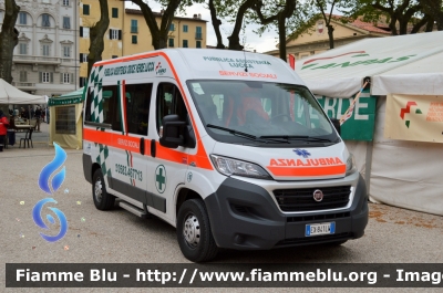 Fiat Ducato X290
Pubblica Assistenza Croce Verde Lucca
Servizi Sociali
Allestito MAF
Parole chiave: Fiat Ducato_X290 PA_Croce_Verde_Lucca