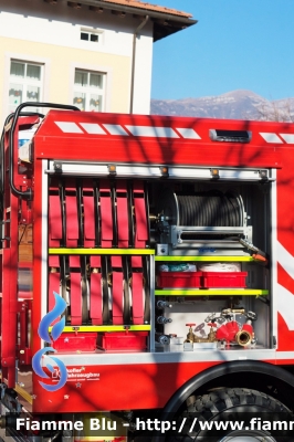 Mercedes-Benz Unimog U218
Vigili del Fuoco
Distretto di Trento
Corpo Volontario di Calavino
Particolare Vano Destro
Allestita Kofler Fahrzeugbau 
VF 5J2 TN
Parole chiave: Mercedes_Benz Unimog_U218 Vigili_del_Fuoco Corpo_Volontario_Calavino VF_5J2_TN