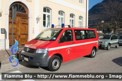 Volkswagen Transporter T5
Vigili del Fuoco
Distretto di Trento
Corpo Volontario di Calavino
VF D88 TN
Parole chiave: Volkswagen Transporter_T5 Vigili_del_Fuoco Corpo_Volontario_Calavino VF_D88_TN