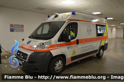 Fiat Ducato X250
Misericordia Gambassi Terme (FI)
Allestita Cevi Carrozzeria Europea
Parole chiave: Fiat Ducato_X250 Ambulanza