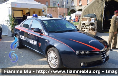 Alfa Romeo 159
Carabinieri
CC CQ 071
Parole chiave: Alfa_Romeo_159_Carabinieri_CC_CQ_071