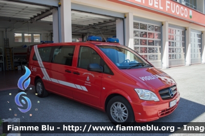 Mercedes-Benz Vito II serie
Vigili del Fuoco
Distretto di Mezzolombardo
Corpo Volontario di Mezzocorona
Allestito Rosenbauer
VF 6K3 TN
Parole chiave: Mercedes_Benz Vito_IIserie VF_Corpo_Volontario_Mezzocorona VF_6K3TN