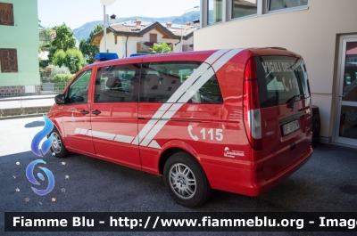 Mercedes-Benz Vito II serie
Vigili del Fuoco
Distretto di Mezzolombardo
Corpo Volontario di Mezzocorona
Allestito Rosenbauer
VF 6K3 TN
Parole chiave: Mercedes_Benz Vito_IIserie VF_Corpo_Volontario_Mezzocorona VF_6K3TN