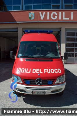 Mercedes-Benz Sprinter 4x4 II serie
Vigili del Fuoco
Distretto di Mezzolombardo
Corpo Volontario di Mezzocorona
Soccorso Stradale
Allestito Kofler Fahrzeugbau
VF 0A8 TN
Parole chiave: Mercedes_Benz Sprinter_4x4_IIserie VF_Corpo_Volontario_Mezzocorona VF_0A8TN