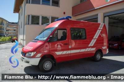 Mercedes-Benz Sprinter 4x4 II serie
Vigili del Fuoco
Distretto di Mezzolombardo
Corpo Volontario di Mezzocorona
Soccorso Stradale
Allestito Kofler Fahrzeugbau
VF 0A8 TN
Parole chiave: Mercedes_Benz Sprinter_4x4_IIserie VF_Corpo_Volontario_Mezzocorona VF_0A8TN