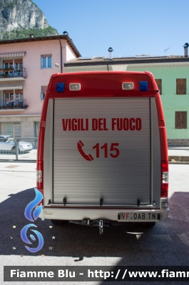 Mercedes-Benz Sprinter 4x4 II serie
Vigili del Fuoco
Distretto di Mezzolombardo
Corpo Volontario di Mezzocorona
Soccorso Stradale
Allestito Kofler Fahrzeugbau
VF 0A8 TN
Parole chiave: Mercedes_Benz Sprinter_4x4_IIserie VF_Corpo_Volontario_Mezzocorona VF_0A8TN