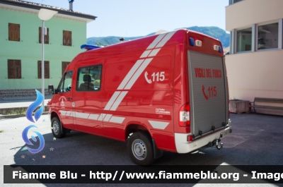 Mercedes-Benz Sprinter 4x4 II serie
Vigili del Fuoco
Distretto di Mezzolombardo
Corpo Volontario di Mezzocorona
Soccorso Stradale
Allestito Kofler Fahrzeugbau
VF 0A8 TN
Parole chiave: Mercedes_Benz Sprinter_4x4_IIserie VF_Corpo_Volontario_Mezzocorona VF_0A8TN