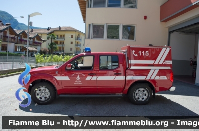 Nissan Navara III serie
Vigili del Fuoco
Distretto di Mezzolombardo
Corpo Volontario di Mezzocorona
Allestito Rosenbauer
VF  9K5 TN
Parole chiave: Nissan Navara_IIIserie VF_Corpo_Volontario_Mezzocorona VF_9K5TN