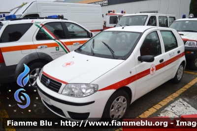 Fiat Punto III serie
Croce Rossa Italiana
Comitato Provinciale di Vercelli
CRI A877C
Parole chiave: Fiat_Punto_III_serie_CRI_Comitato_Provinciale_Vercelli_CRI_A877C_REAS_2013