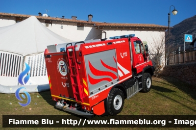 Mercedes-Benz Unimog U218
Vigili del Fuoco
Distretto di Trento
Corpo Volontario di Calavino
Allestita Kofler Fahrzeugbau 
VF 5J2 TN
Parole chiave: Mercedes_Benz Unimog_U218 Vigili_del_Fuoco Corpo_Volontario_Calavino VF_5J2_TN